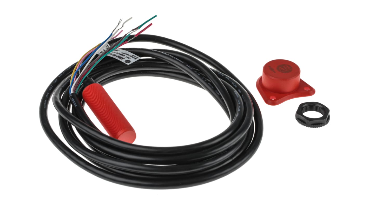 Interruttore di sicurezza Allen Bradley Guardmaster 440N-Z21S26A, cilindrico senza contatto RFID, 24V cc, IP69K, 25 mm di distanza di commutazione.
