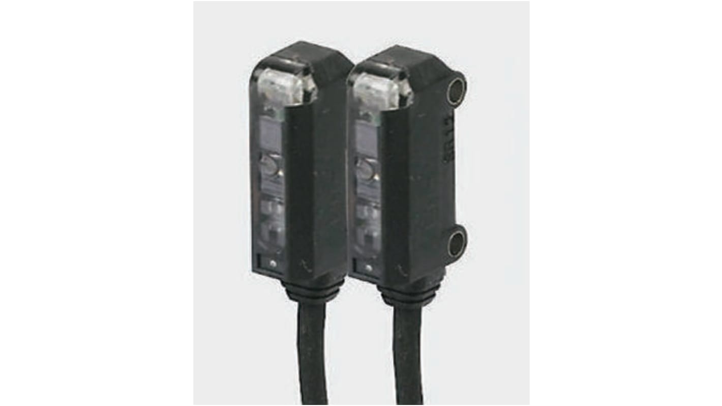 Sensore fotoelettrico Omron E3T-ST12 2M a fascio passante, con raggio di 1m e uscita NPN. Protezione da cortocircuiti, ideale per rilevare oggetti piccoli.