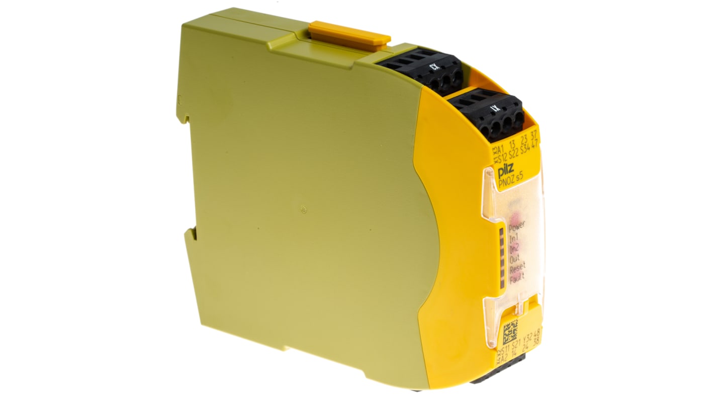 Relè di sicurezza Pilz PNOZ s5, 2 canali, 24V cc, contatti di sicurezza, dimensioni 22.5mm x 120mm x 102mm.