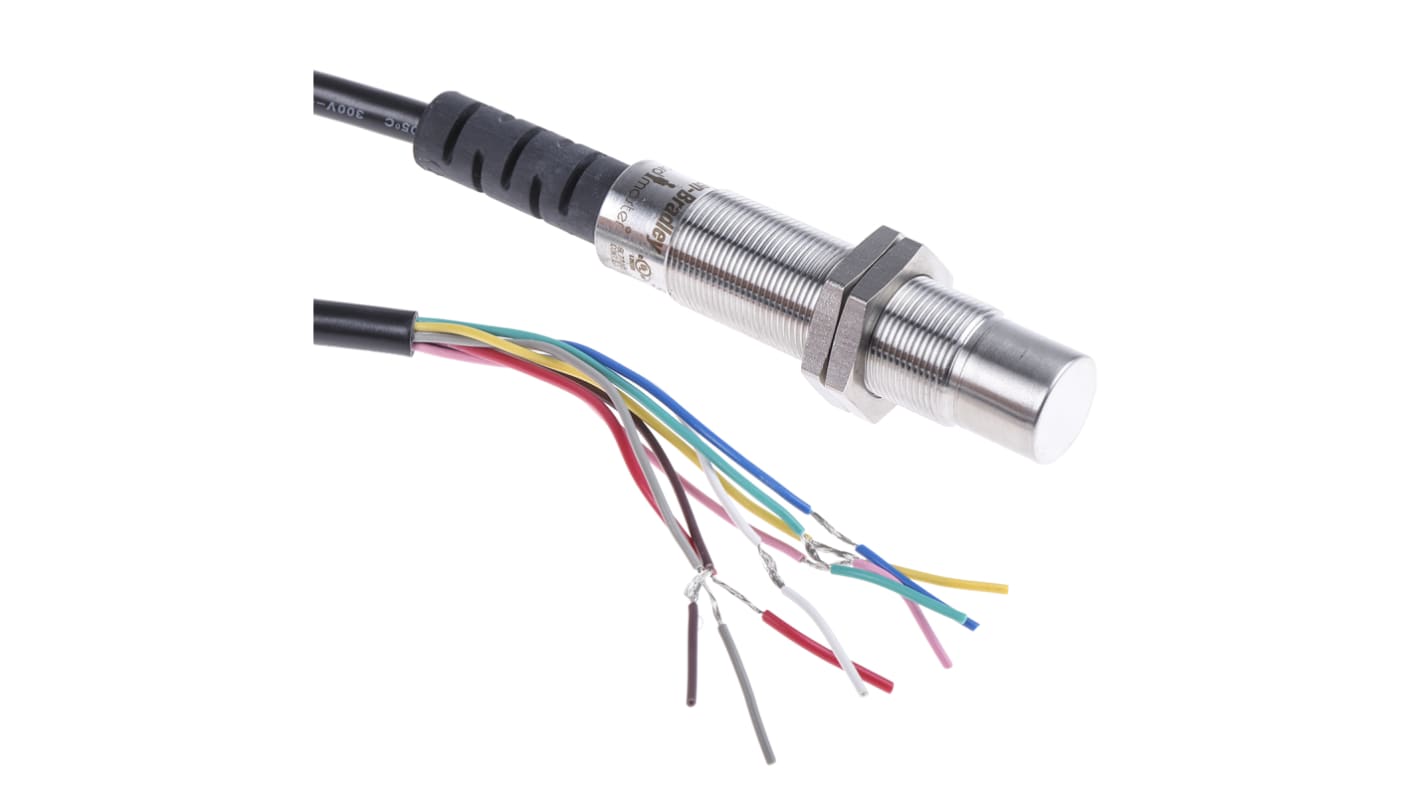 Interruttore di sicurezza RFID Allen Bradley Guardmaster 440N-Z21S17A, 24V cc, custodia in acciaio inox, grado di protezione IP69K.