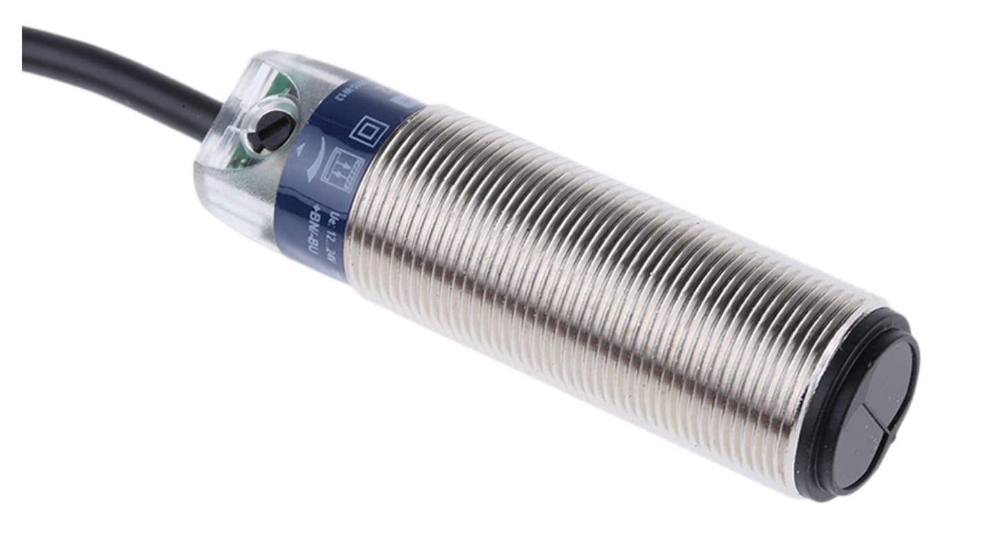 Sensore fotoelettrico cilindrico a diffusione Telemecanique Sensors XUB5BPANL2, rilevamento fino a 600 mm, uscita PNP, IP65/IP67.