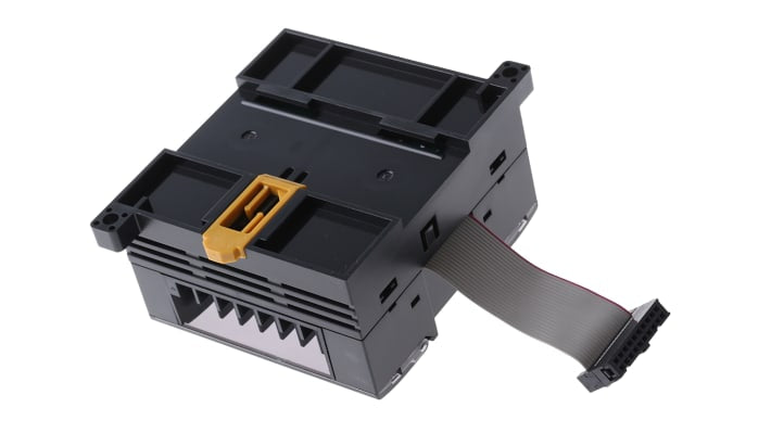 Modulo di espansione PLC Omron CP1W-20EDT1, 12 ingressi a tensione, 8 uscite a transistor, dimensioni 90 x 86 x 50 mm.