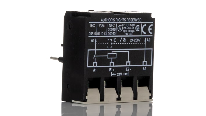 Modulo d'interfaccia contattore Schneider Electric LA4DFB per Serie TeSys LC1 - Isolamento elettrico, basso consumo, compatibile con contattori fino a 80 kW. Ideale per sistemi HVAC e automazione.