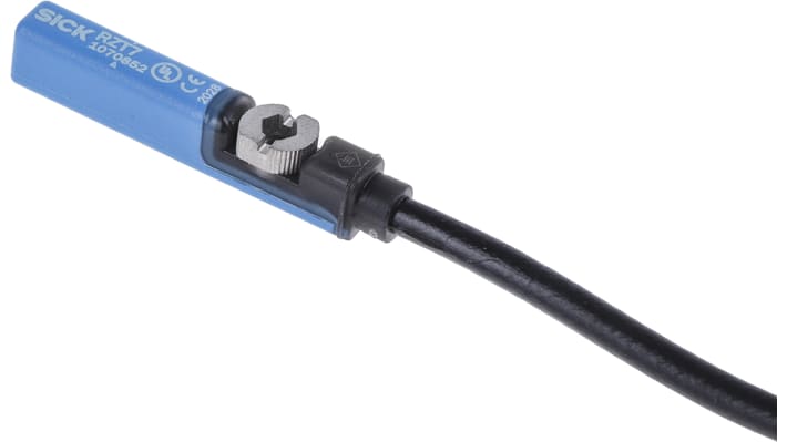 Sensore cilindrico Sick RZT7-03ZRS-KW0, pickup magnetico, montaggio a pannello, IP65/IP67, dimensioni 32.2x5.7x5.8 mm.