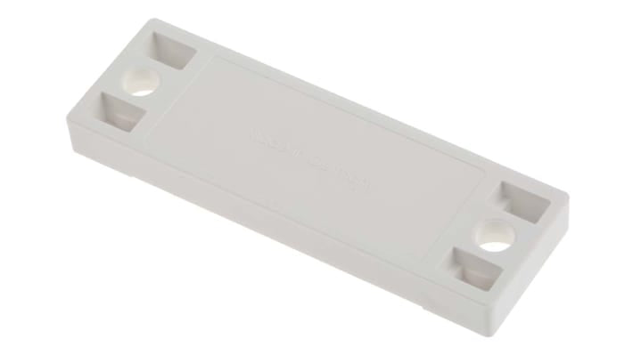 Riflettore Sick PL20F per sensori retroriflettenti, forma rettangolare, compatibile con diverse opzioni di montaggio.