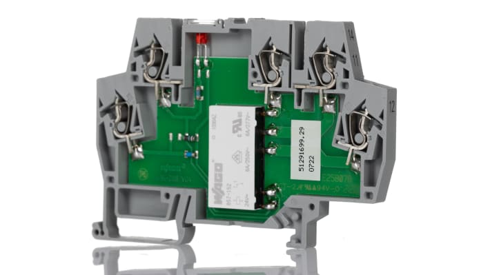 Relè d'interfaccia Wago 859390 SPDT, bobina 24V cc, montaggio su guida DIN, dimensioni 6 x 56 x 91 mm, contatti 5A.