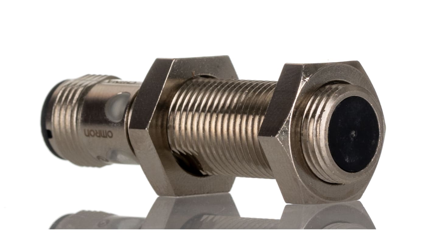 Sensore di prossimità cilindrico PNP Omron E2E-X4B1T12-M1, tecnologia induttiva, custodia in ottone, IP67, IO-Link, 12 mm x 47.1 mm.