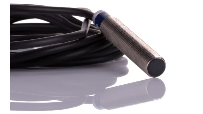 Sensore di prossimità cilindrico PNP Telemecanique Sensors XS1M08PC410, induttivo, IP67, 1,5 mm di rilevamento, montaggio a filo.