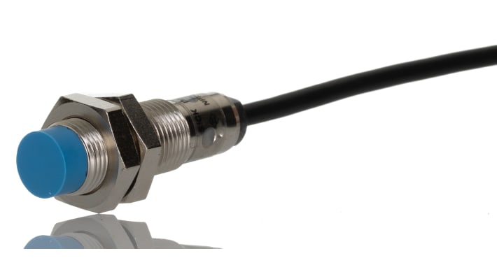 Sensore di prossimità cilindrico Sick IME12-04NPSZW2K, PNP, 4 mm di rilevamento, IP67, montaggio non a filo, dimensioni 44x12 mm.