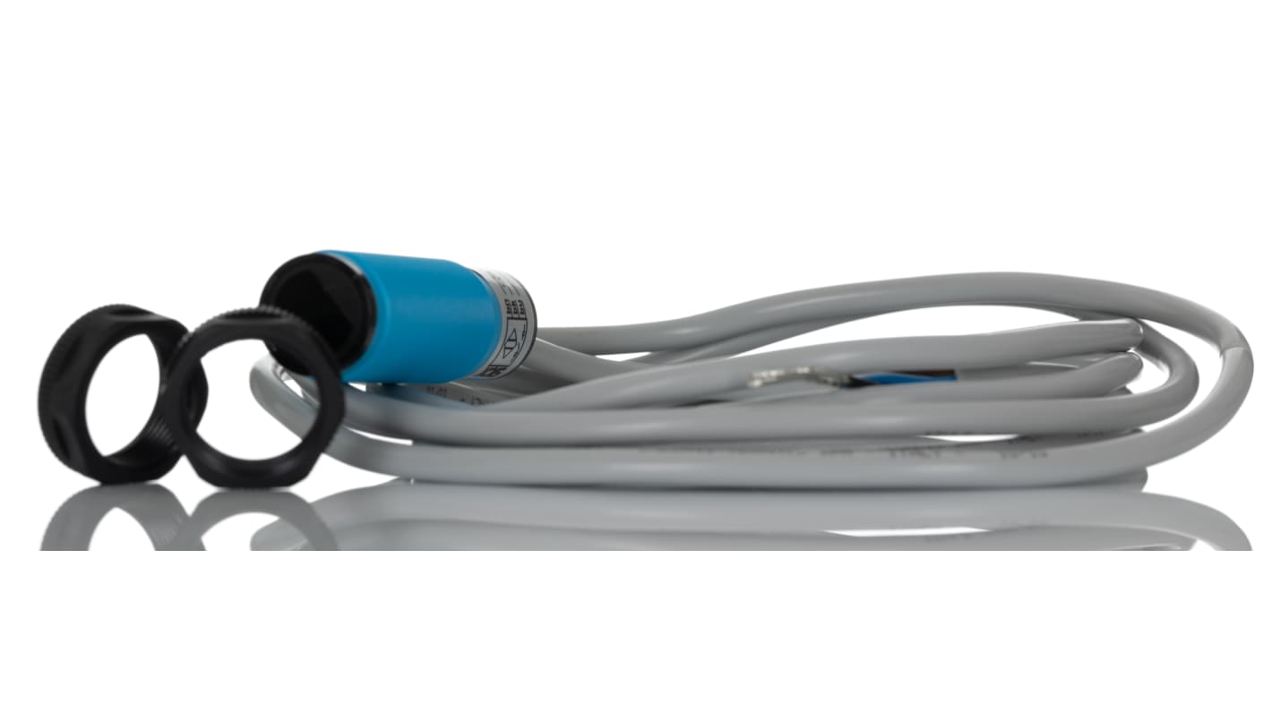 Sensore fotoelettrico cilindrico Sick VTF18-3E1612, rilevamento 3-100 mm, uscita NPN, grado di protezione IP67.