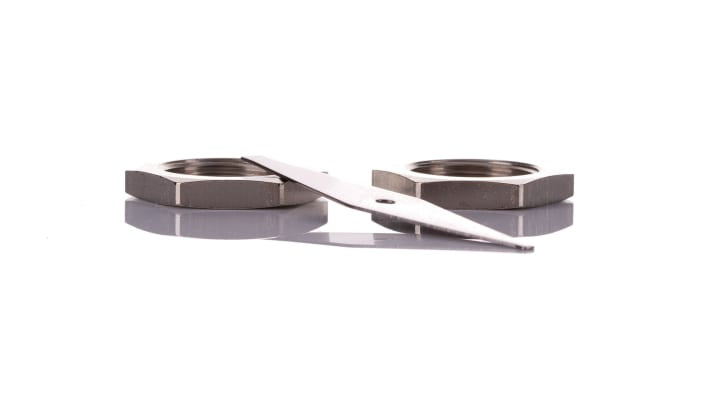 Sensore fotoelettrico cilindrico Sick VTE18-4P4212, rilevamento 5-400 mm, uscita PNP, IP67, -25/+70 °C, 4 fili.