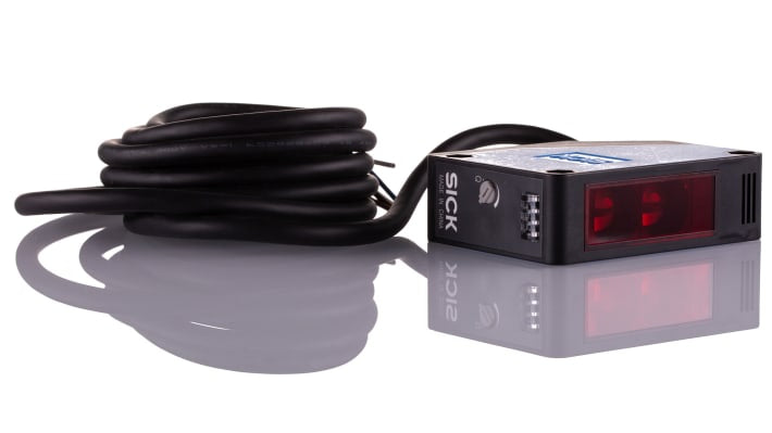 Sensore fotoelettrico rettangolare Sick WTE280-2R1531, rilevamento da 10 mm a 2 m, uscita relè, grado di protezione IP66/IP67.