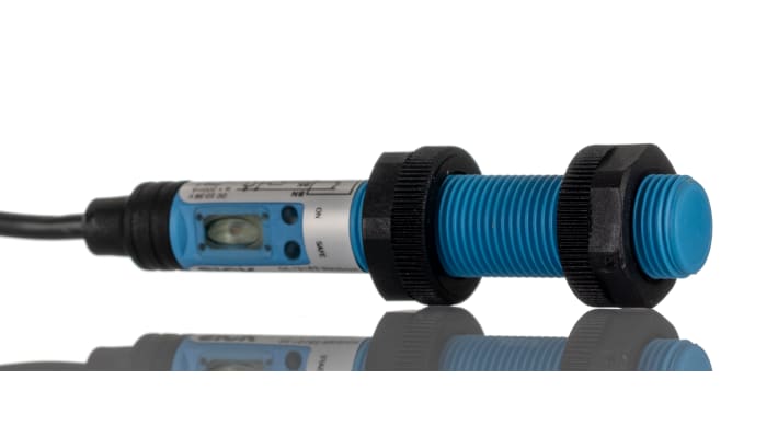 Sensore di prossimità cilindrico Sick CM12-08EBP-KW1, PNP M12, rilevamento 0-8 mm, IP68, alimentazione 10-30 V c.c.