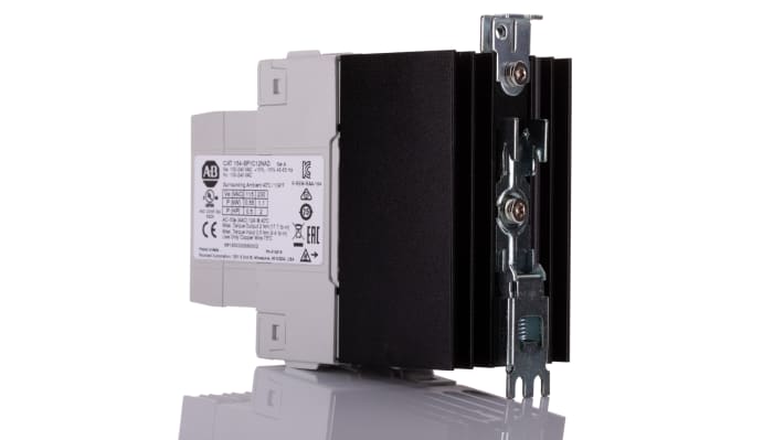 Soft starter Rockwell Automation 154-SP1C12NAD, monofase, 1,1 kW, 12 A, montaggio su guida DIN, dimensioni 54x113x90 mm.