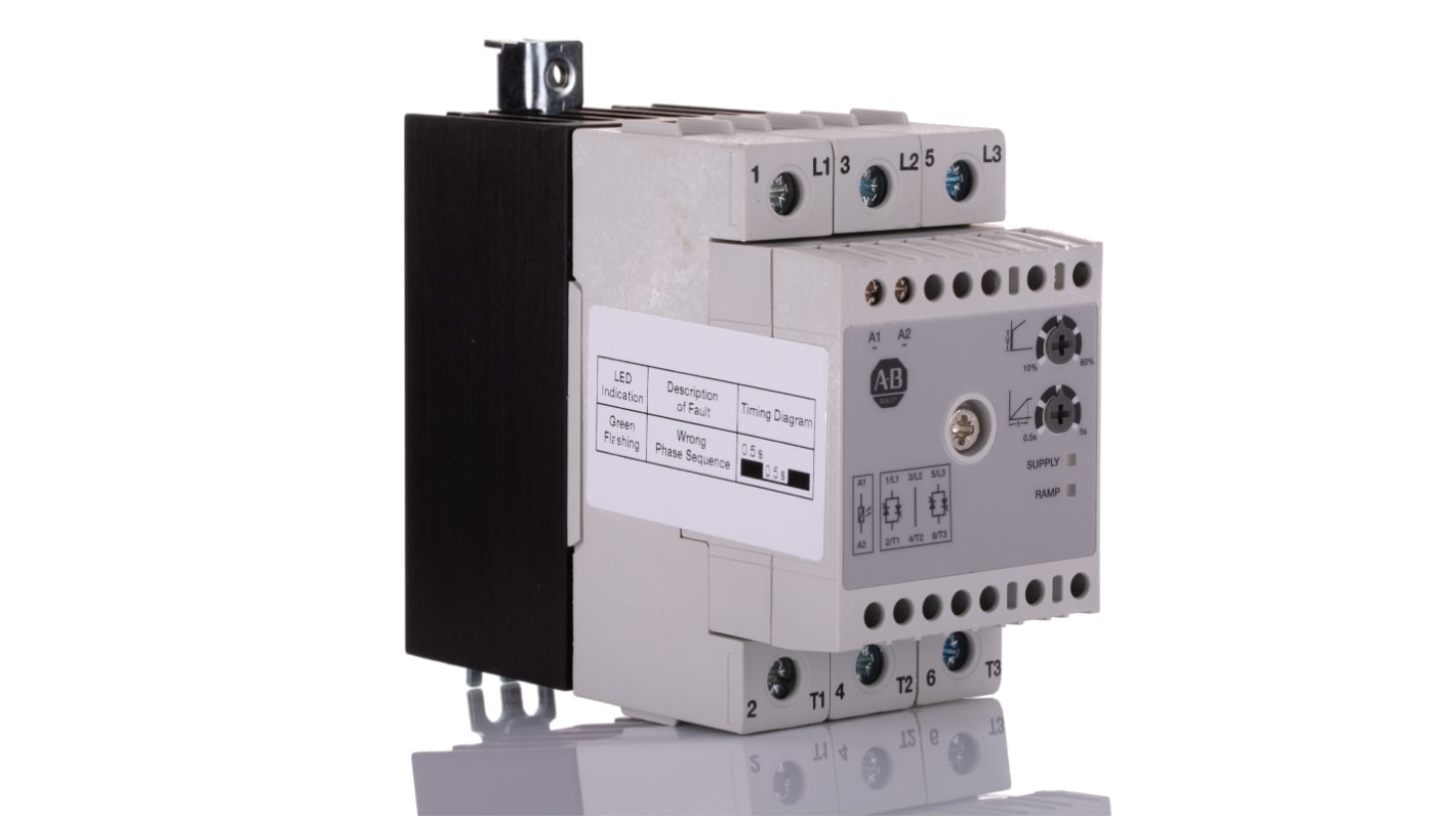 Soft starter Rockwell Automation 154-TP2C16NCD, 3 fasi, 7,5 kW, montaggio su guida DIN, dimensioni 54x113x90 mm.