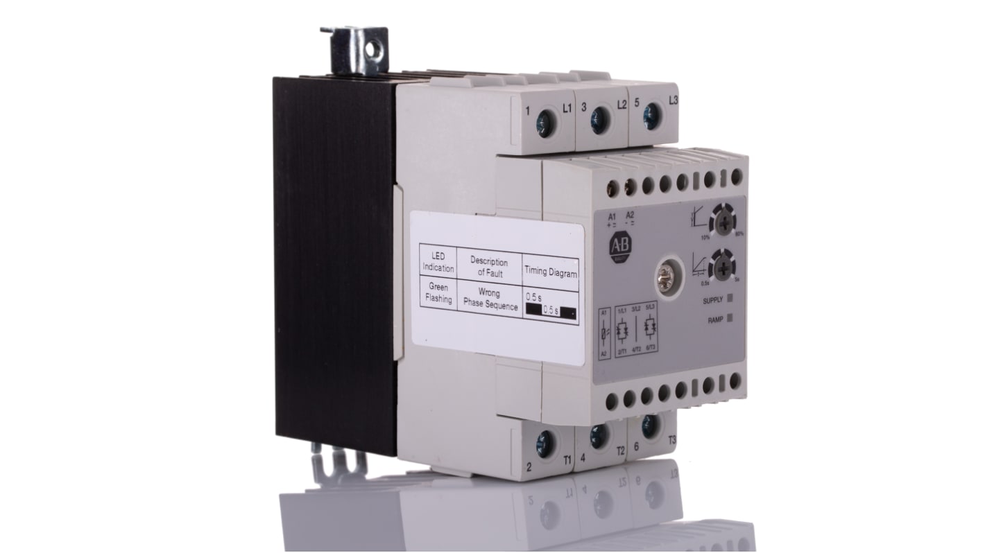Soft starter Rockwell Automation 154-TP2C16NCR, 3 fasi, 7,5 kW, montaggio su guida DIN, dimensioni 54x113x90 mm.