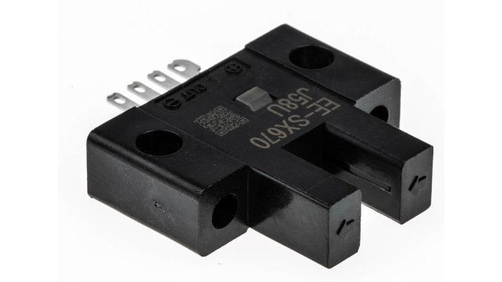 Sensore fotoelettrico a forcella Omron EE-SX670, rilevamento a 5 mm, uscita NPN, IP50, temperatura operativa -25°C/+55°C.