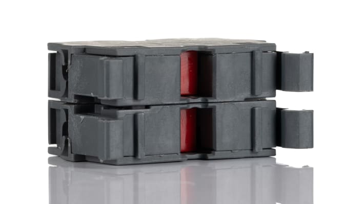 Relè a stato solido ABB, 24 V CC, uscita Mosfet, dimensioni 15 x 5 x 28 mm, montaggio su zoccolo, protezione sovratensioni 2500 V.