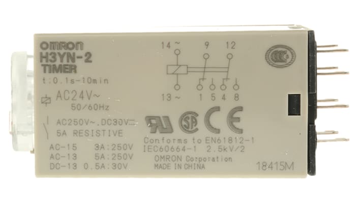 Relè temporizzatore Omron H3YN-2, montaggio su guida DIN, tensione 24V AC, intervallo 0,1 s a 10 min, dimensioni 28 mm x 21,5 mm x 63 mm.