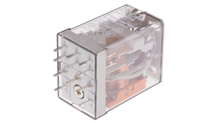 Finder 55.13.8.024.0000, relè di potenza 3PDT per circuiti stampati, 24V, 10A, dimensioni 27,7mm x 35,8mm x 20,7mm.