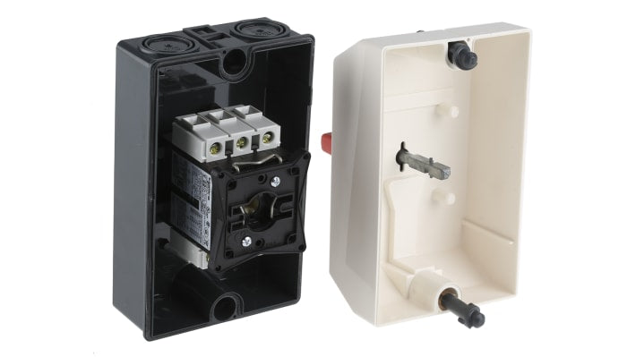 Interruttore di isolamento Schneider Electric VCF02GE 3P, 10A, 690V ca, IP65 - Montaggio a pannello per uso industriale. Conforme a IEC947-3.