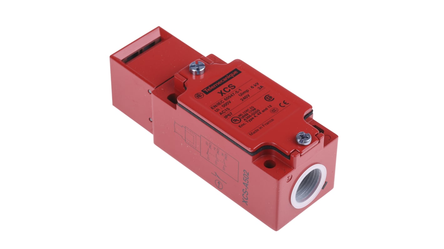 Interruttore di interblocco a chiave Telemecanique Sensors XCSA502, 2NA/1NC, IP67, 240V AC, dimensioni 113.5mm x 40mm x 44mm.