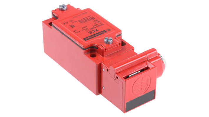 Interruttore di interblocco di sicurezza a chiave Telemecanique Sensors XCSC702, 2NC/1NA, grado di protezione IP67, dimensioni 113.5mm x 52mm x 44mm.