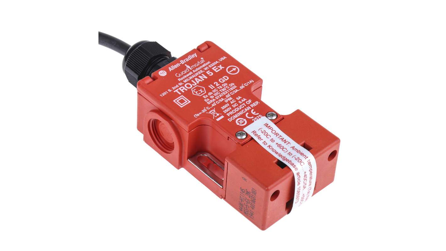 Interruttore di interblocco di sicurezza Allen Bradley Guardmaster 440K-H11145, 2NC, IP67, 240V, dimensioni 95mm x 32mm x 52mm.