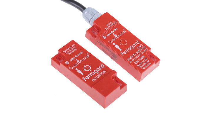 Interruttore di sicurezza senza contatto Allen Bradley Guardmaster 440N-G02038, IP67, 250V, attuatore magnetico, cavo 6 m.
