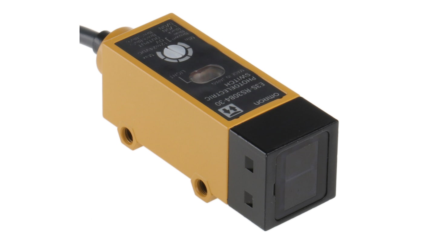 Sensore fotoelettrico Omron E3SRS30B430 a retroriflessione, rilevamento fino a 300 mm, custodia in zinco, IP67.