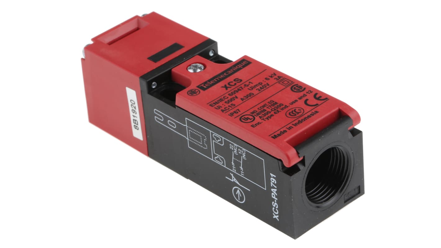Interruttore di interblocco Telemecanique Sensors XCSPA791, 2NC, chiave, IP67, 240V, 6A. Protezione e affidabilità per impianti industriali.