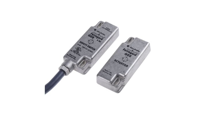 Interruttore di sicurezza senza contatto Allen Bradley Guardmaster 440N-G02112, custodia in acciaio inox, grado di protezione IP68.