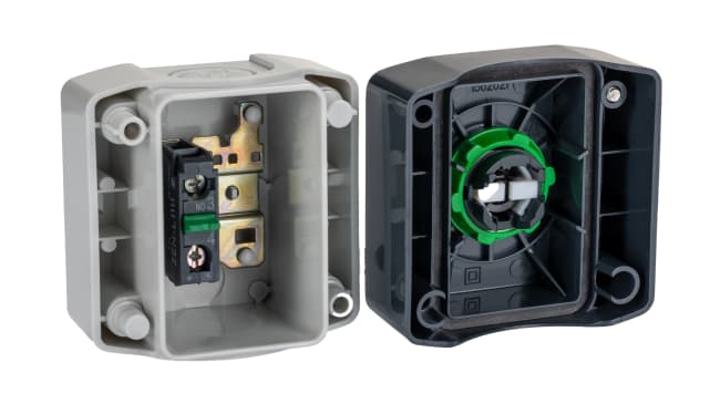 Interruttore stazione di controllo Schneider Electric XALD134, SPST, 10A, 600V, IP66/IP67/IP69K, dimensioni 68x68x53mm.