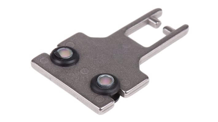 Allen Bradley Guardmaster 440K-A11112, attuatore piatto in acciaio inox per interruttori di interblocco di sicurezza, montaggio su porte di protezione.