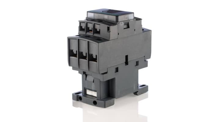 Contattore Schneider Electric LC1D25F7, 3 poli, 25A, 11kW, 110V c.a. per avviamento motori. Resistente a urti e vibrazioni, ideale per pompe e ventilatori.