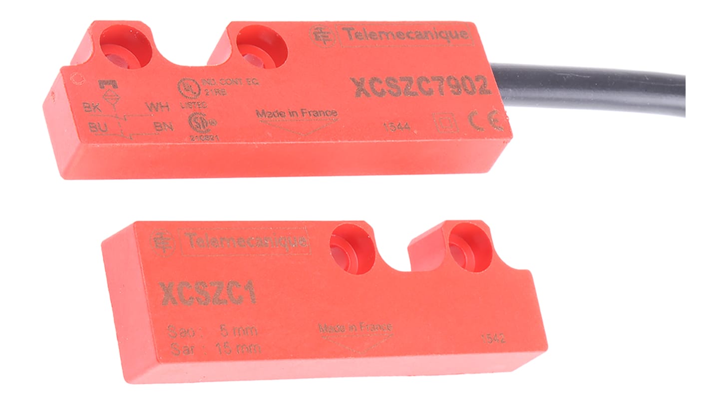 Interruttore di sicurezza senza contatto Telemecanique Sensors XCS-DMC, 24V cc, Cavo XCSDMC7902. Sensore magnetico, 3 direzioni, IP67. Per ingegneria pesante, linee di assemblaggio e produzione alimenti.