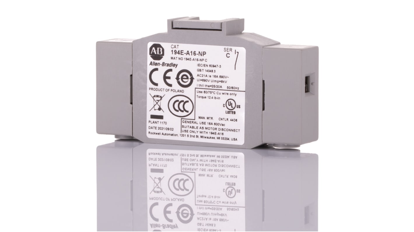 Allen Bradley 194E-A16-NP, modulo contatti ausiliari per interruttori, corrente 16 A, montaggio su base, grado di protezione IP20.