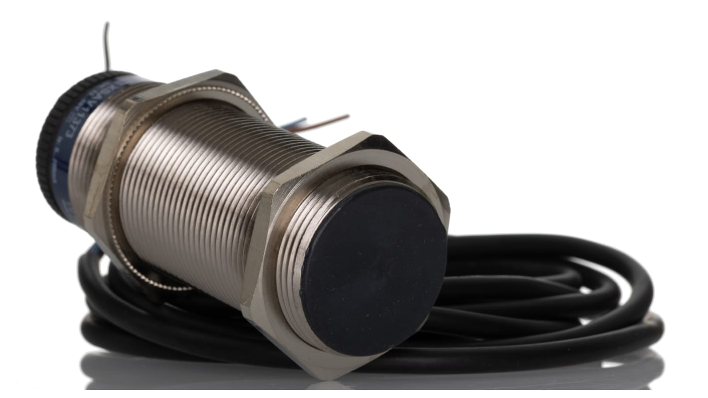 Sensore di prossimità cilindrico Telemecanique XSAV11373 M30 PNP 10mm 12-48V CC - Ideale per industria alimentare e bevande.
