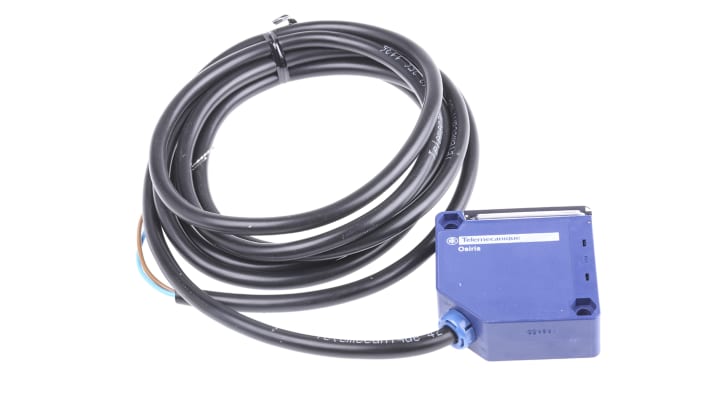 Telemecanique Sensors XUK0ARCTL2T, sensore fotoelettrico compatto con rilevamento a fascio diretto fino a 30 m, grado di protezione IP67, corpo 50x50 mm.