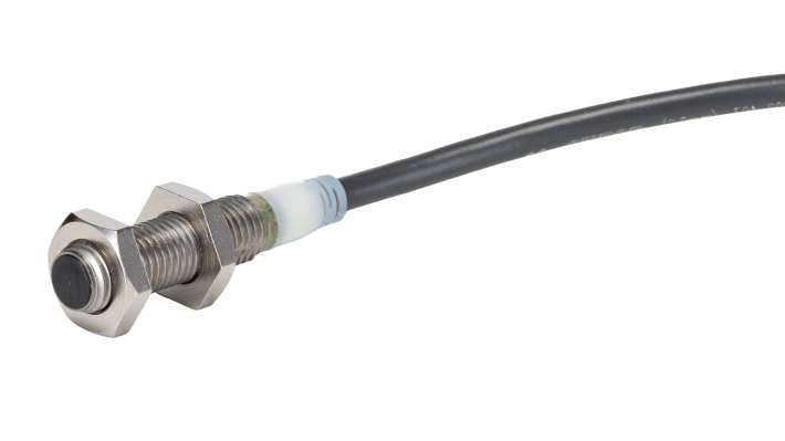 Sensore di prossimità cilindrico PNP Omron E2AS08KS02WPB12M, M8 x 1, rilevamento 2 mm, corpo in acciaio inox, IP67.