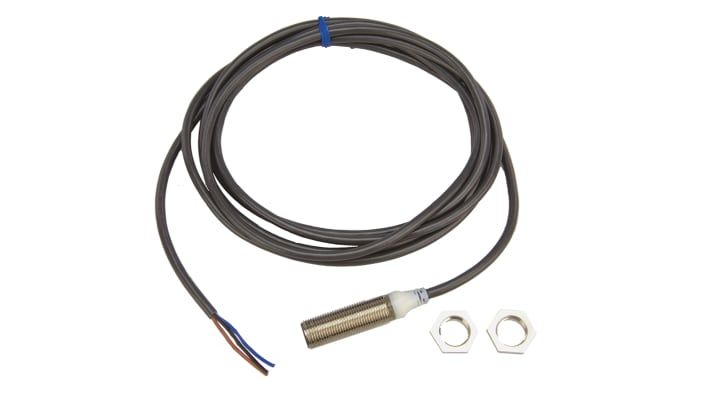 Omron E2AM12KS04WPB12M, sensore di prossimità induttivo PNP M12, rilevamento 4 mm, IP67, montaggio a filo, lunghezza 50 mm.