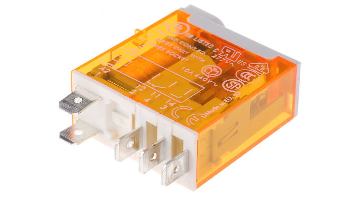 Relè di potenza Finder 46.61.8.048.0040, SPDT, 48V ca, montaggio a innesto, corrente 25A, dimensioni 32,8 x 29 x 12,4 mm.