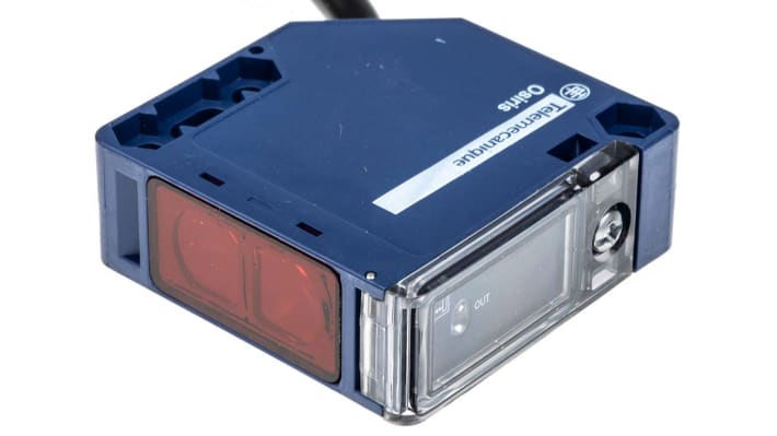 Sensore fotoelettrico compatto Telemecanique Sensors XUK9ARCNL2, rilevamento fino a 5 m, montaggio superficiale, dimensioni 50 x 50 x 18 mm.