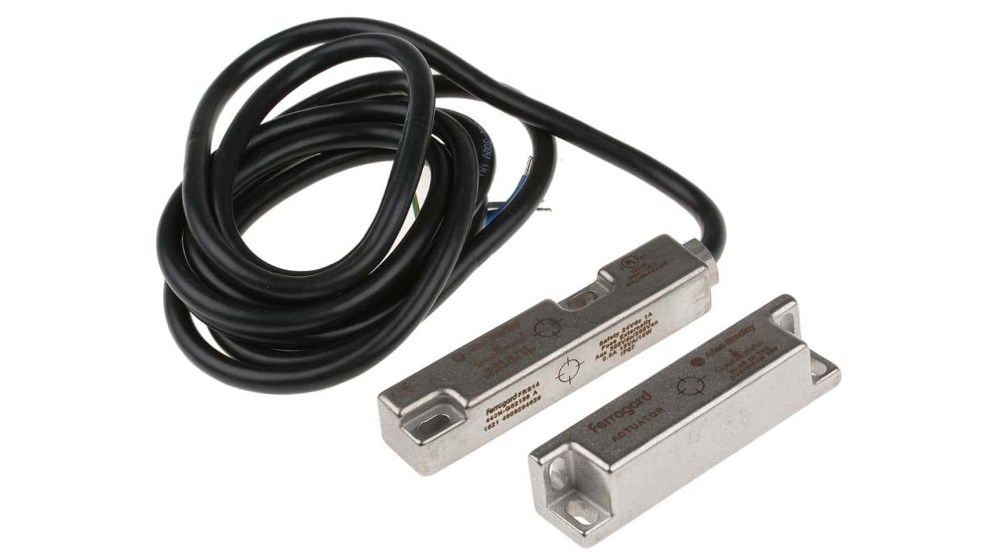 Interruttore di sicurezza magnetico Allen Bradley Guardmaster 440N-G02156, 24V cc, custodia inox, grado di protezione IP67.