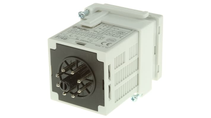 Finder Timer Relay DPDT 230 V c.a., montaggio a pannello, intervallo 0.05-10 min/h, dimensioni 48 x 48 mm.