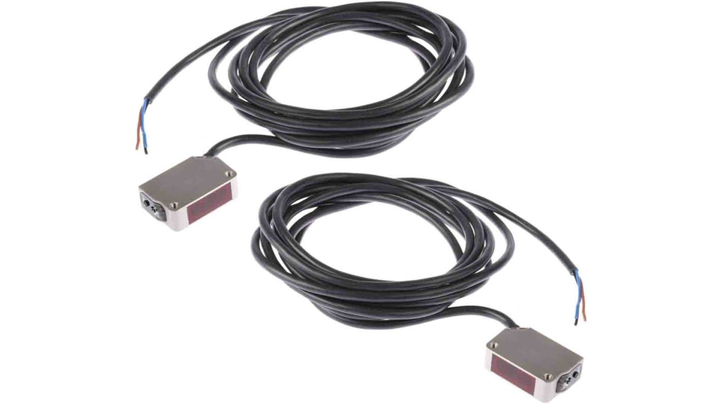 Omron E3ZM-T81 2M, sensore fotoelettrico rettangolare con rilevamento fino a 15 m, corpo in acciaio inox, IP67/IP69K.