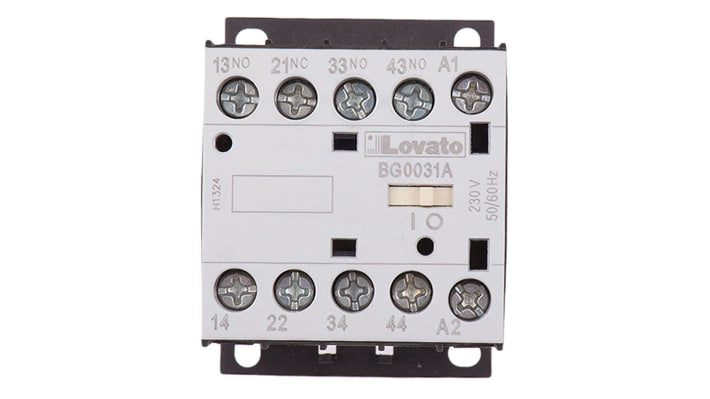 Relè contattore Lovato 11BG0031A230, 4 poli 3NO+1NC, 10 A, 230 V ca, montaggio su guida DIN, dimensioni 44x58x57 mm.