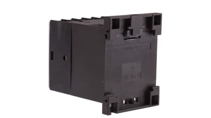 Relè contattore Lovato 11BG0031A024, 4 poli, 10 A, 24 V c.a., montaggio su guida DIN, dimensioni 44x58x57 mm, grado di protezione IP20.