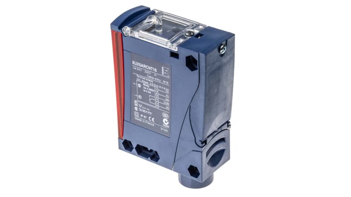 Sensore fotoelettrico rettangolare Telemecanique Sensors XUX5ARCNT16, rilevamento fino a 2,1 m, corpo compatto 30 x 92 mm, IP67.