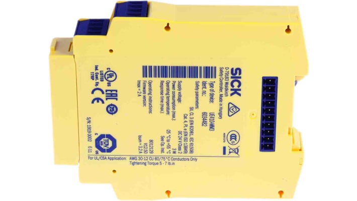 Controller di sicurezza Sick UE410-MM3, dimensioni 96.5 x 120.8 x 22.5 mm, tensione 30 V c.c., corrente max 2 A.